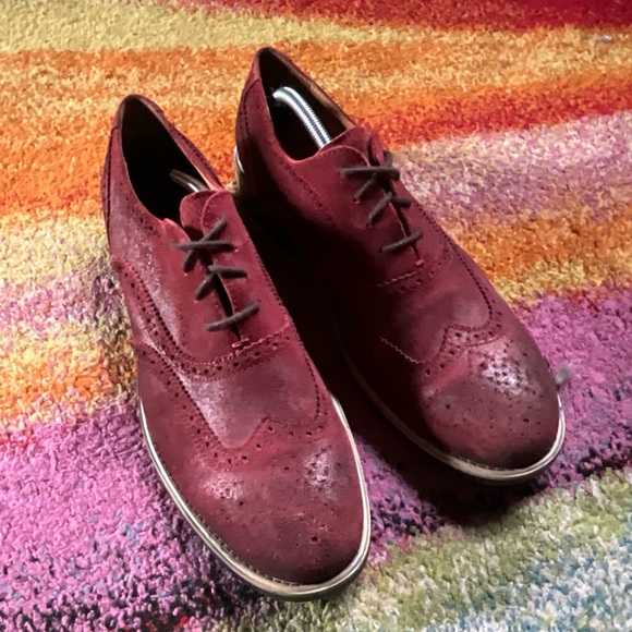 REACTION KENNETH COLE red suede wingtips brogues men’s size 12 - Picture 1 of 4